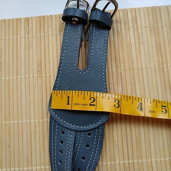 VINTAGE 80s Boho Gray Leather Belt Double Twist Double Buckle Wide Belt - Picture 8 of 8